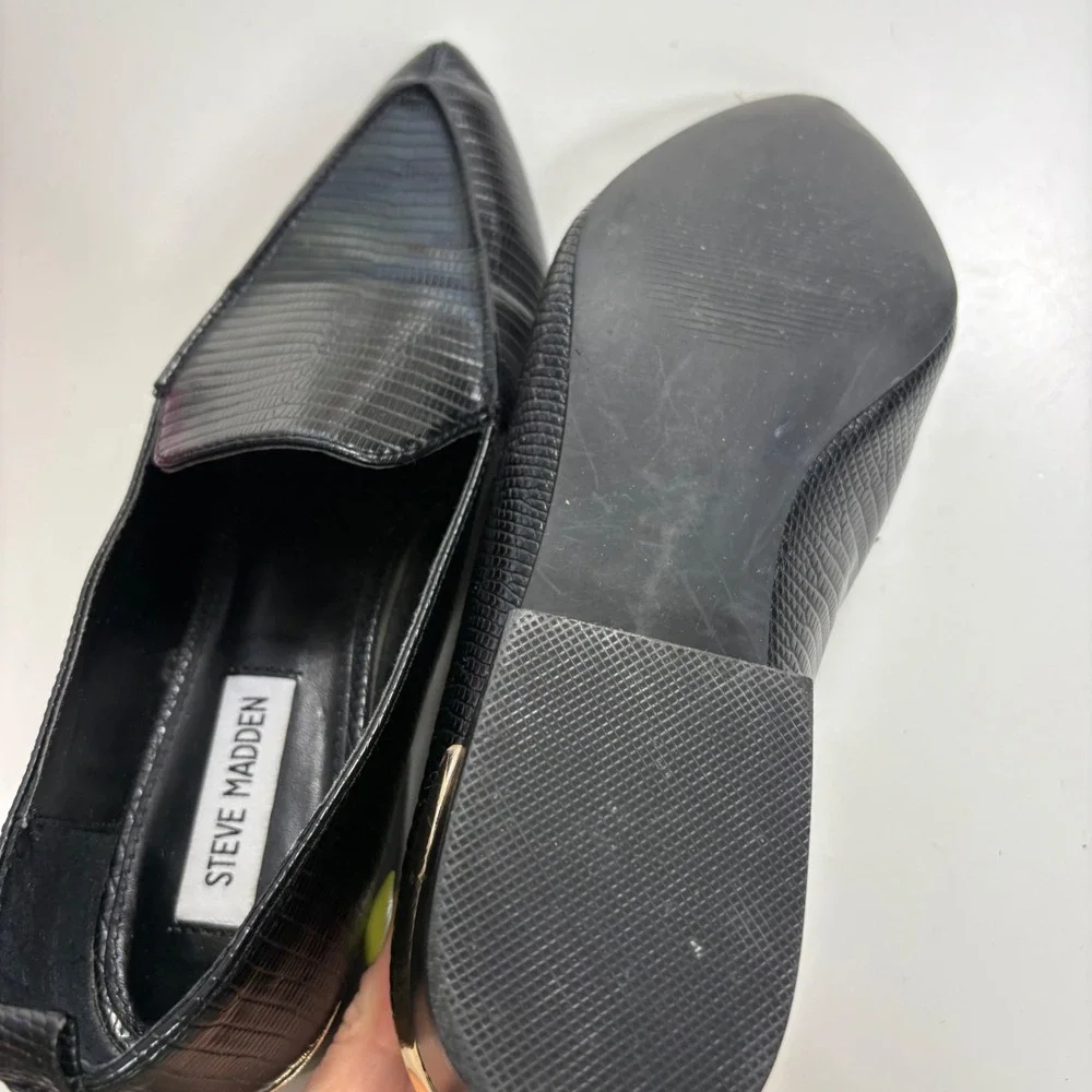 Steve Madden Zelma Black Lizard Embossed Pointed Toe Loafer Gold Detail 8M